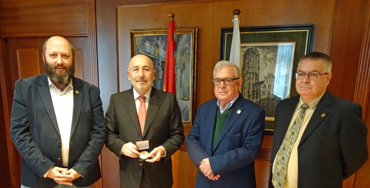  José Luis Rey, el Delegado del Gobierno Javier Losada, José Manuel Barreiro y Antonio Lojo